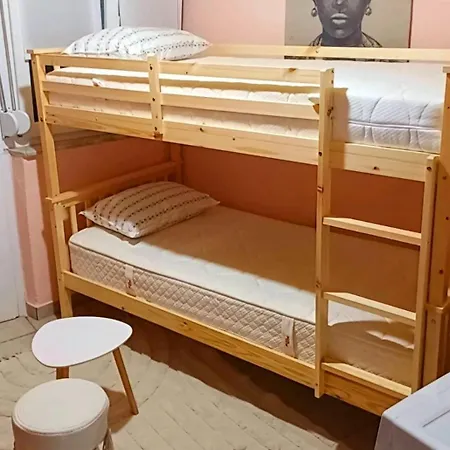 Caranus 24 Downtown *