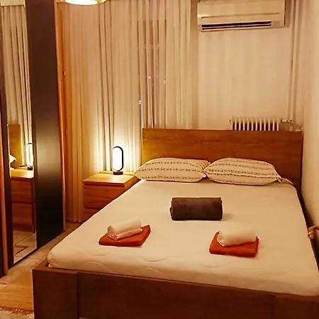 アパート Caranus 24 Downtown