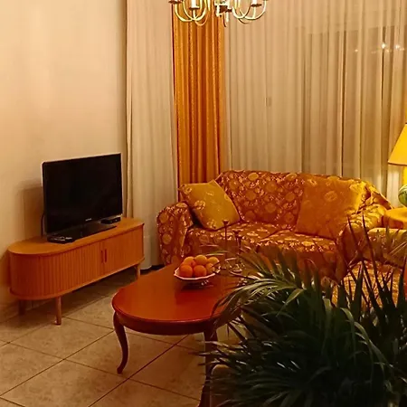 Caranus 24 Downtown *